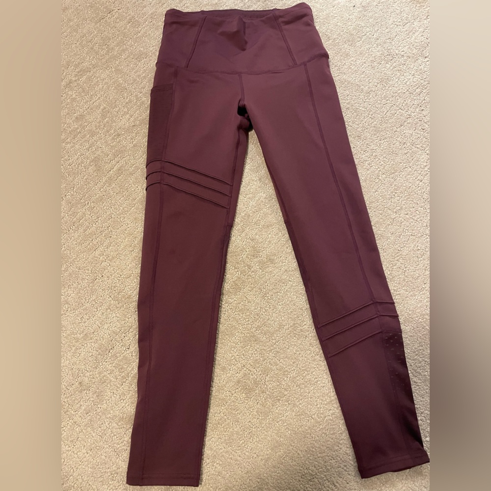 Oiselle Empire Pocket Jogger with Vents